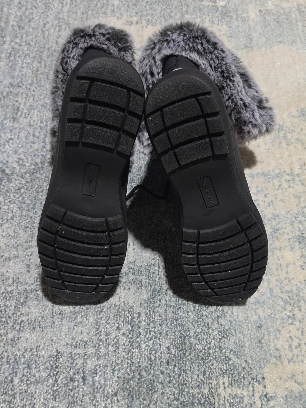 ARTIC SHIELD Women’s Black Winter Snow Boots with Faux Fur Collar Size 9